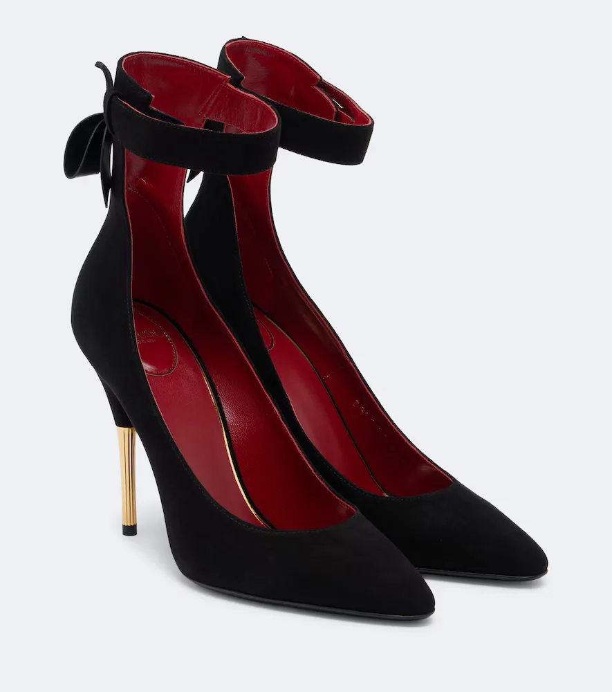 Fatale Suede Pumps by Valentino Garavani