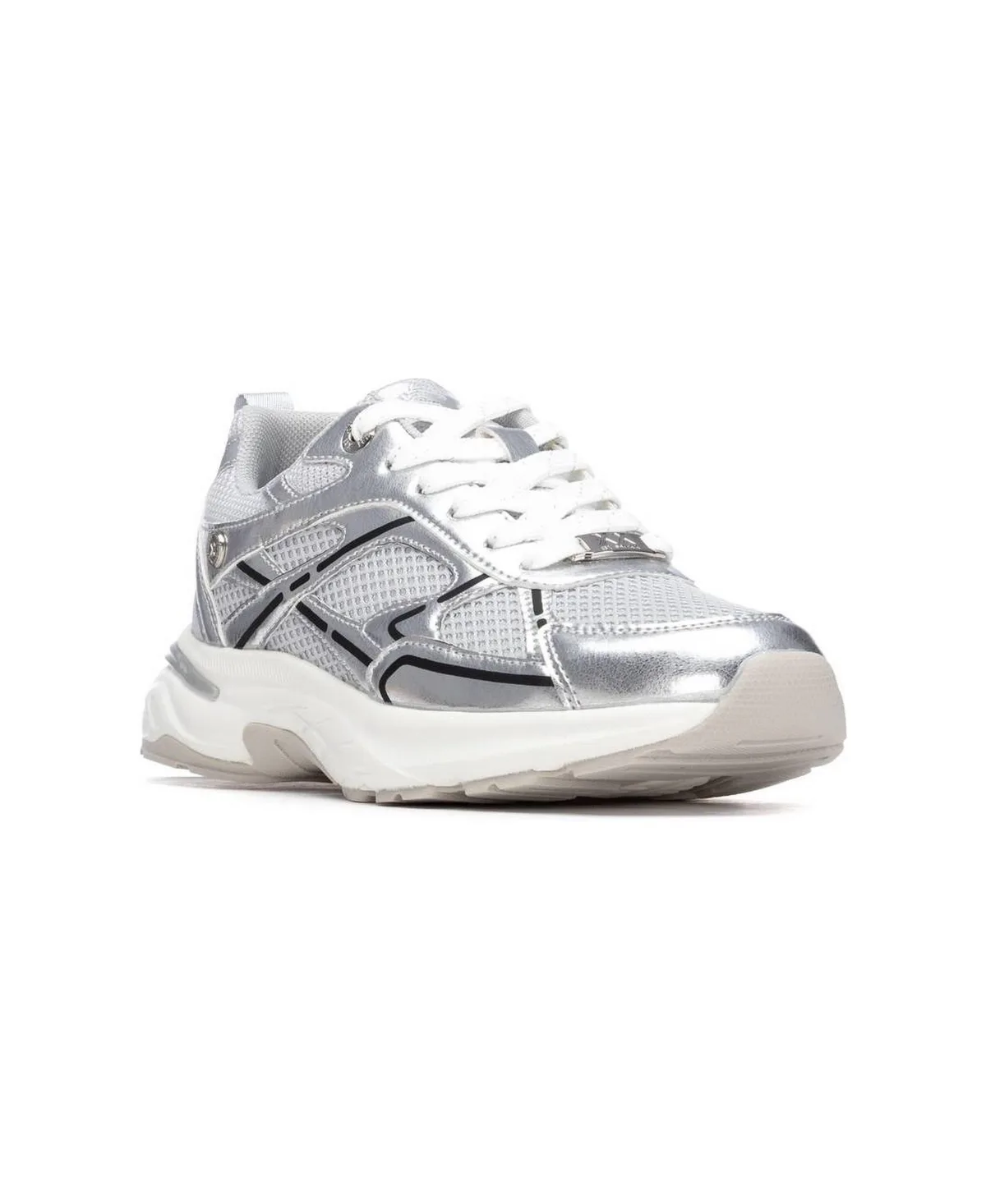 Lace-Up Casual Sneakers