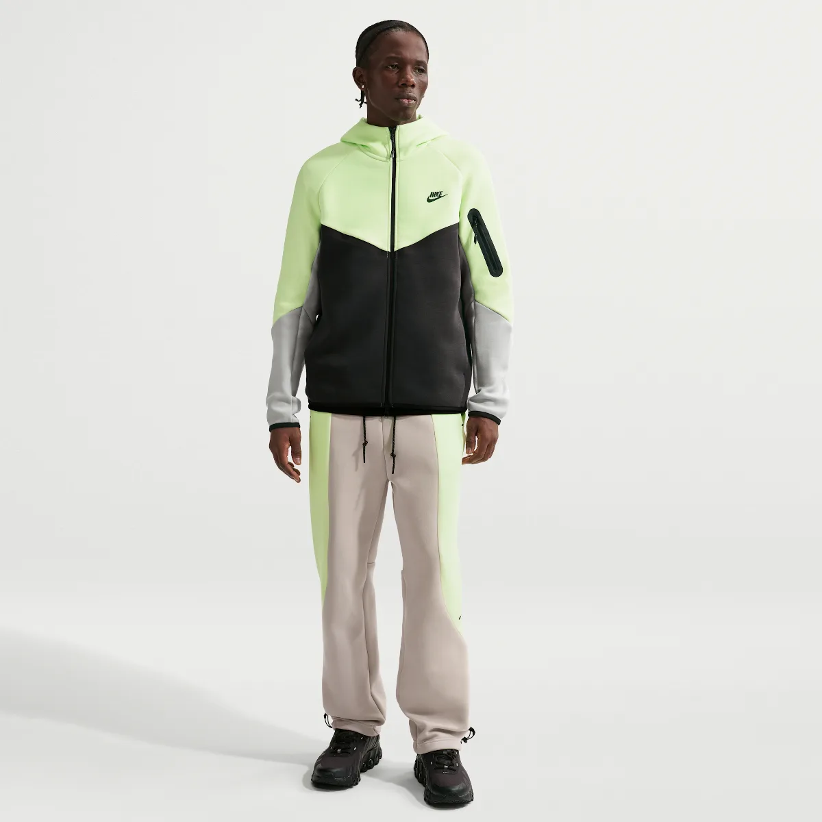 Tech Color-Block Open-Hem Fleece Pants by Nike