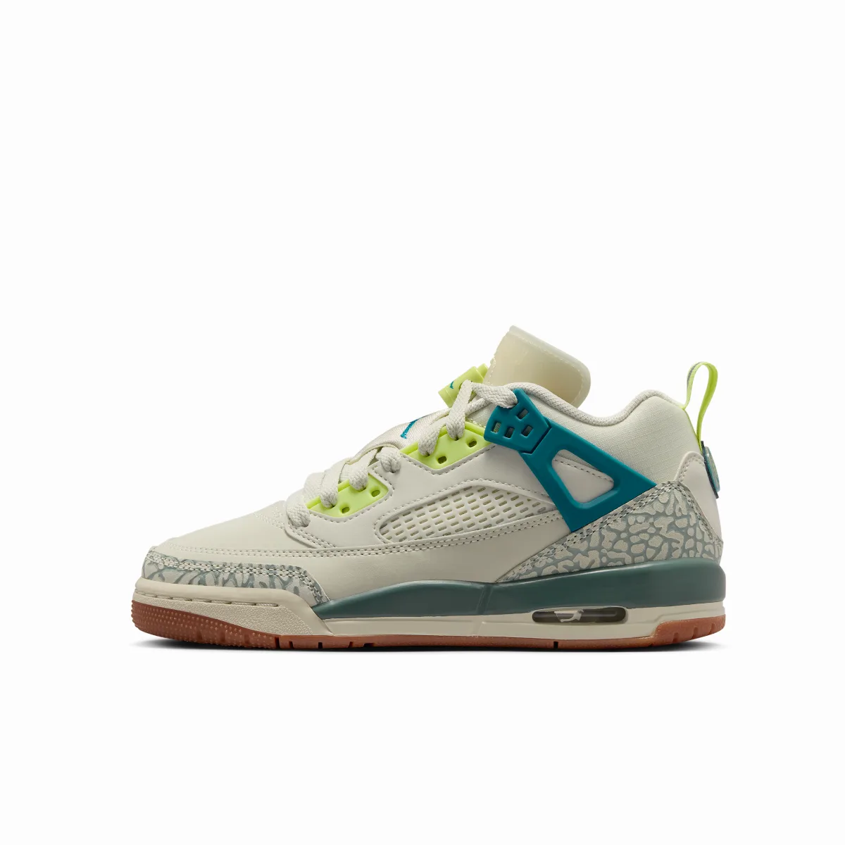 Spizike Low Shoes by Jordan