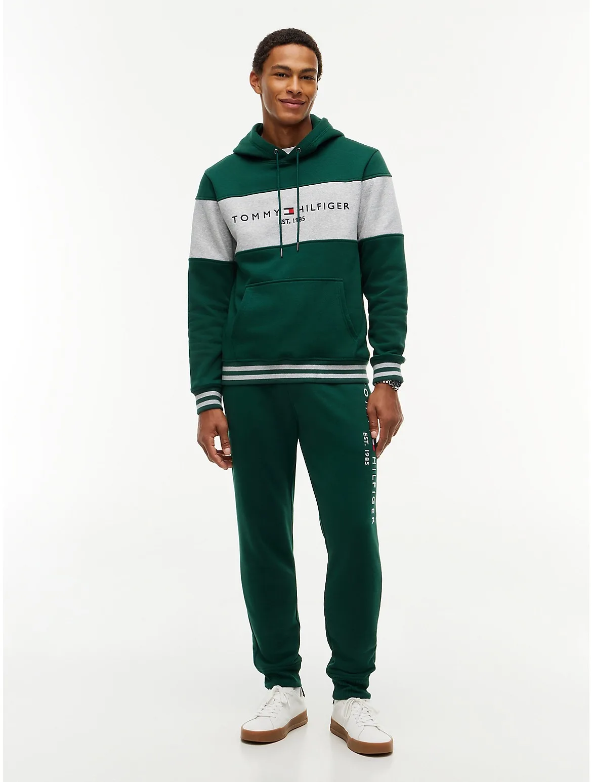 Tommy Logo Sweatpant by Tommy Hilfiger