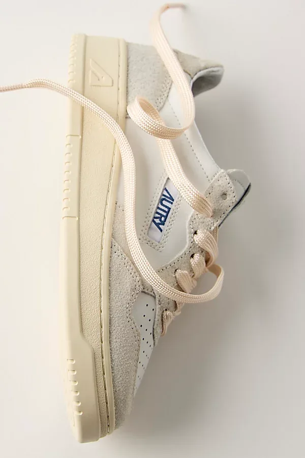 Medalist Low-Top Sneakers by Autry