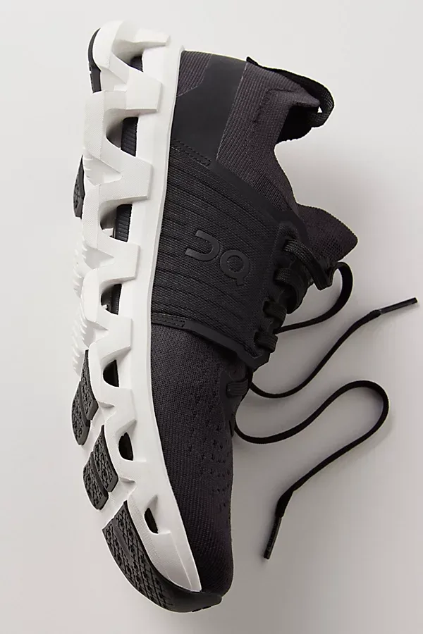 Cloudswift 4 Sneakers by On