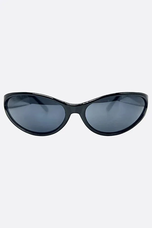 Giant Vintage Molly Sporty 90s Vintage Sunglasses by Giant Vintage Sunglasses