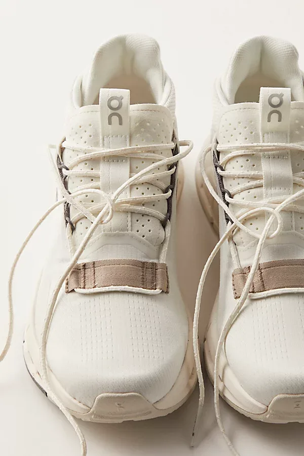 Cloudnova 2 Sneakers by On