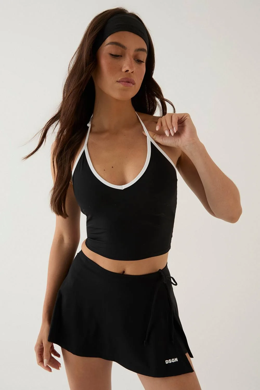 Sculpt Contrast Binding Halterneck Top - Knitted by DSGN Studio