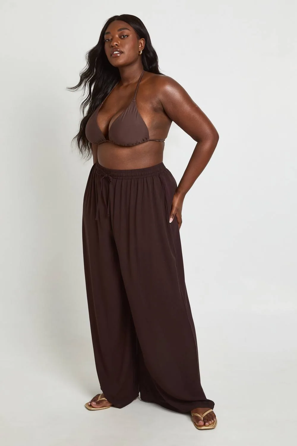 Essentials Oversized Linen Look Trousers by boohoo
