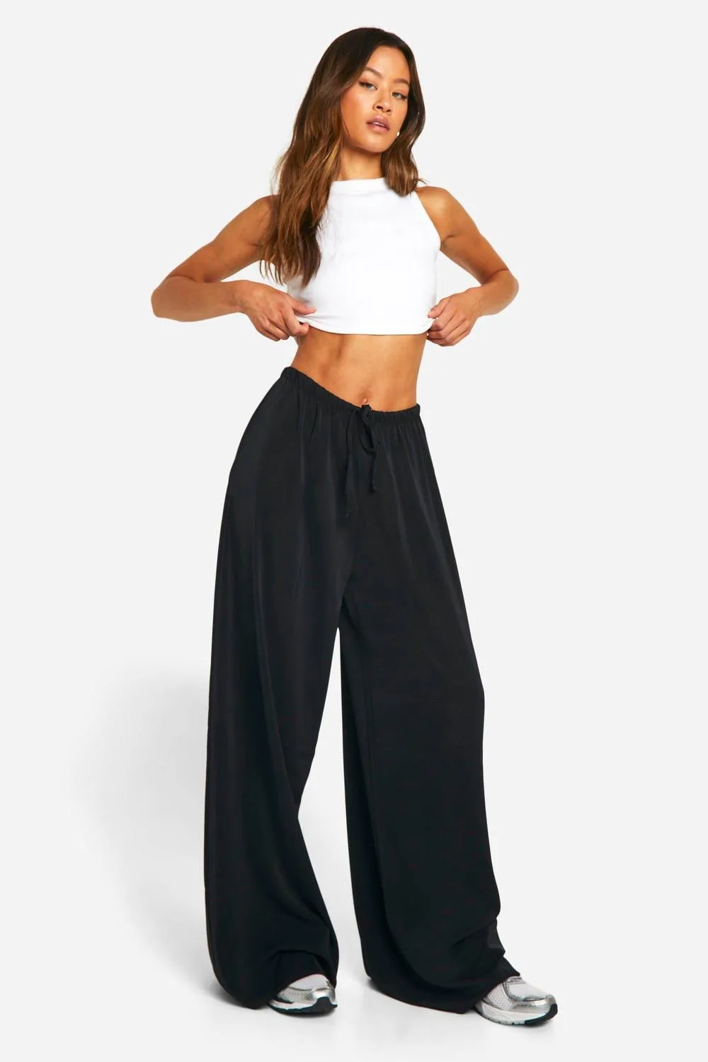 Woven Wide Leg Trousers by boohoo
