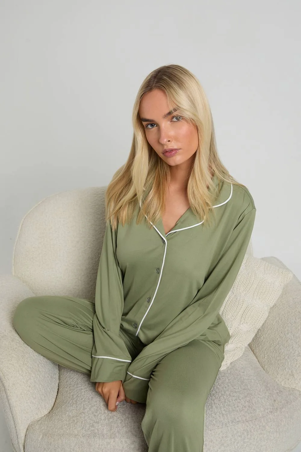 Jersey Piping Detail Long Sleeve Shirt & Trouser Pyjama Set - Knitted by boohoo