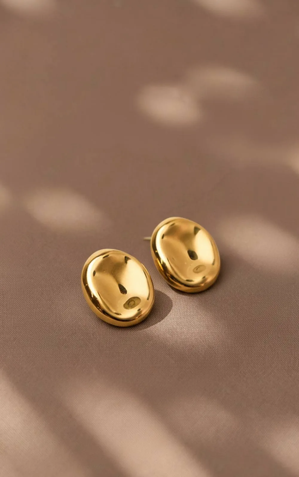 Stainless Steel Hammered Circular Stud Earrings by PrettyLittleThing