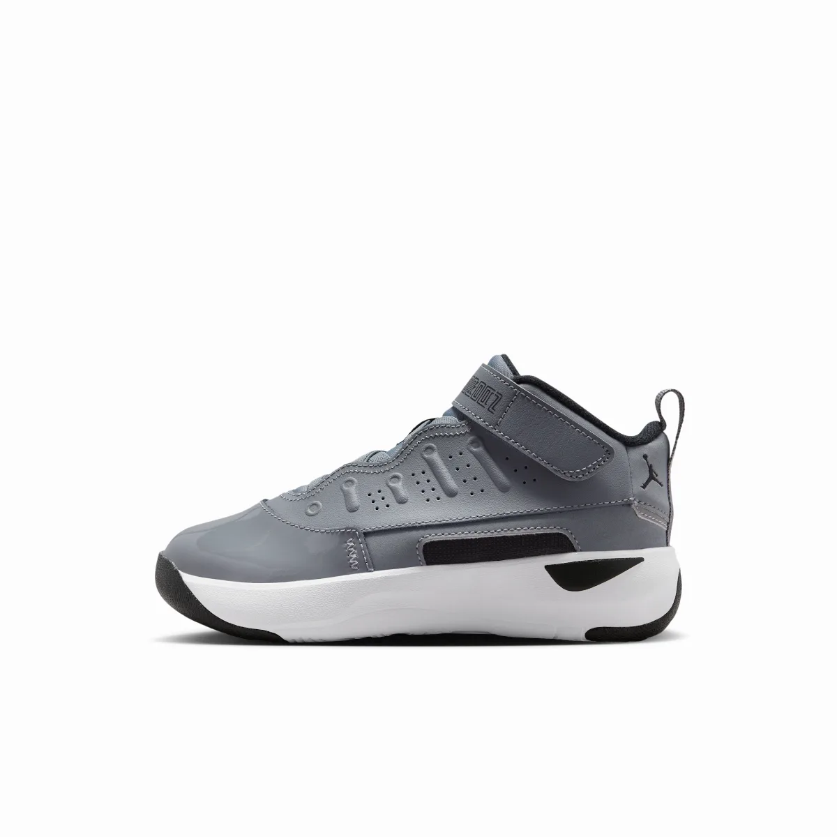 Max Aura 7 Shoes by Jordan