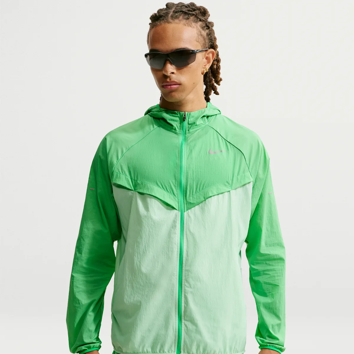 Stride Repel UV Running Jacket by Nike