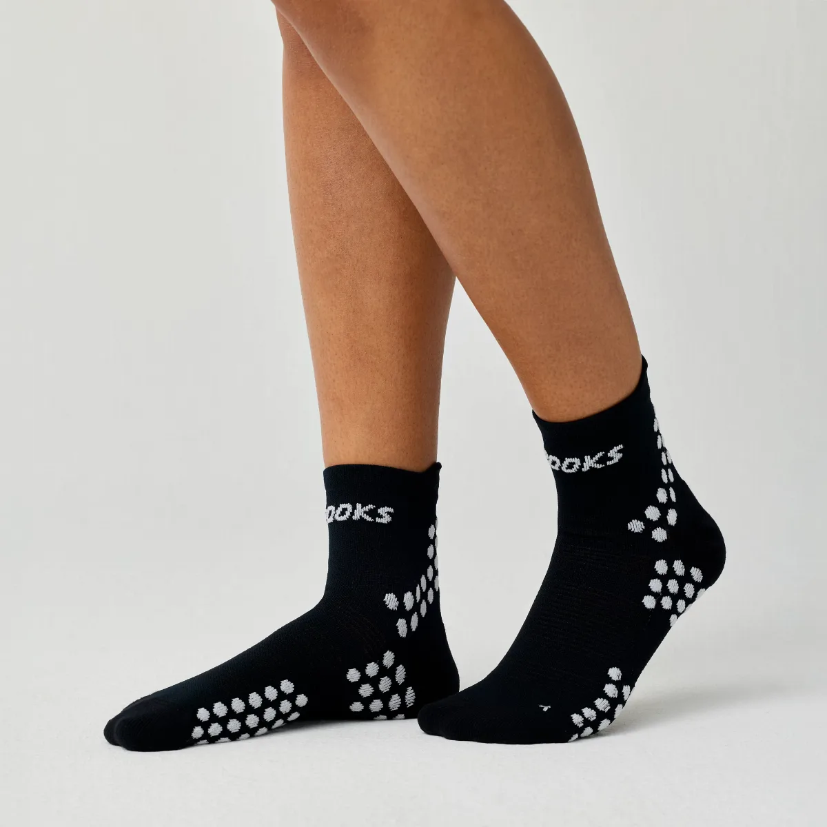 Glycerin Sensory Quarter Running Socks by Brooks Running