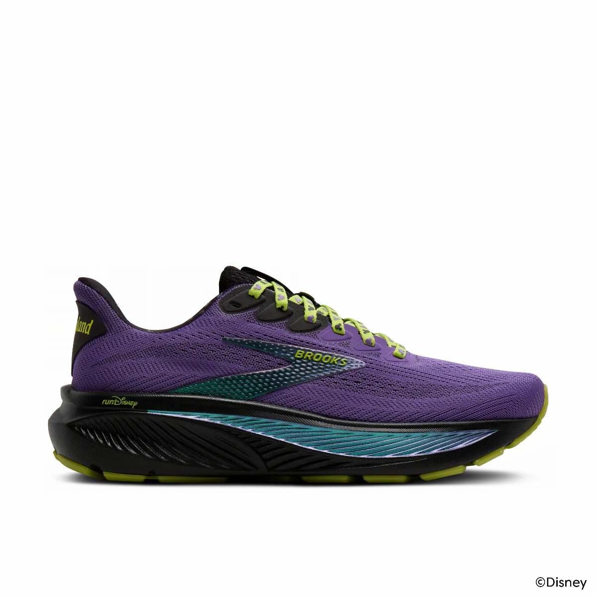 Ghost 17 runDisney Halloween by Brooks Running