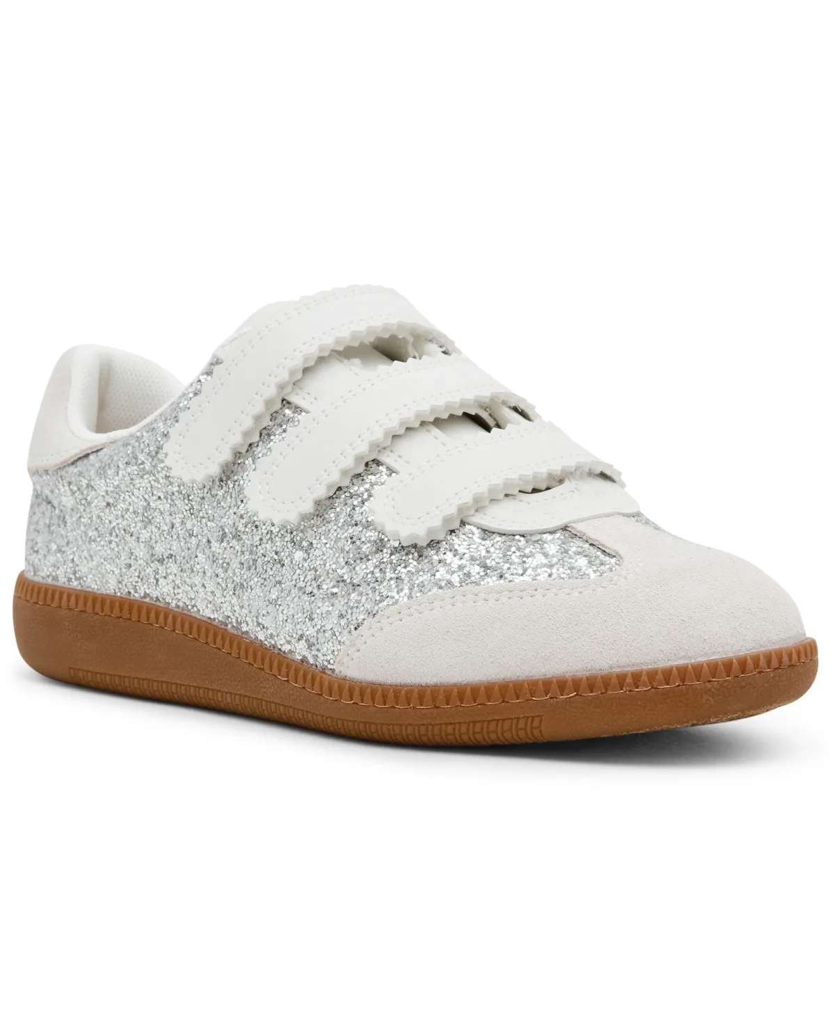 Momentum Sneakers by Steve Madden