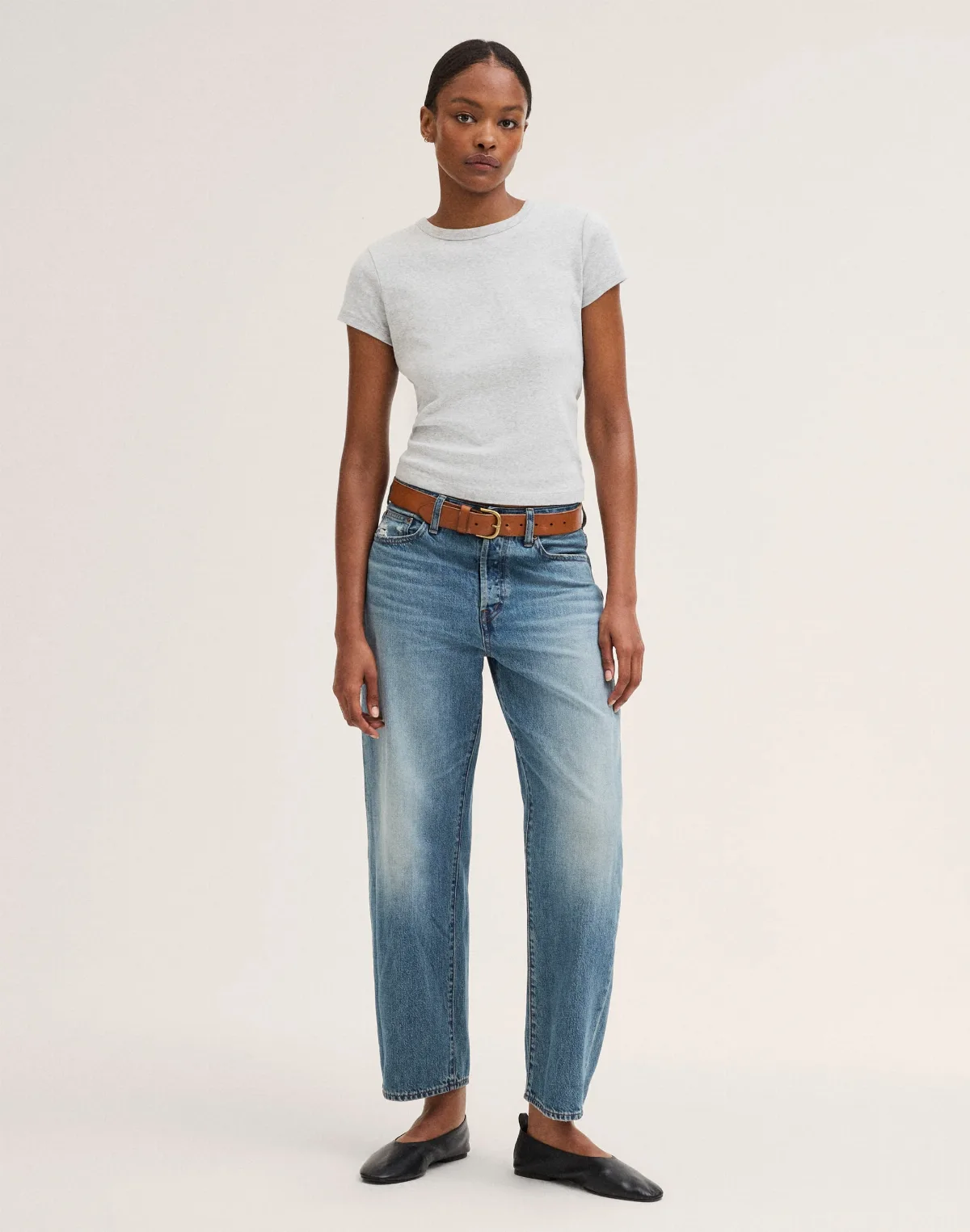 The Short Curvy Barrel-Leg Jean by MW