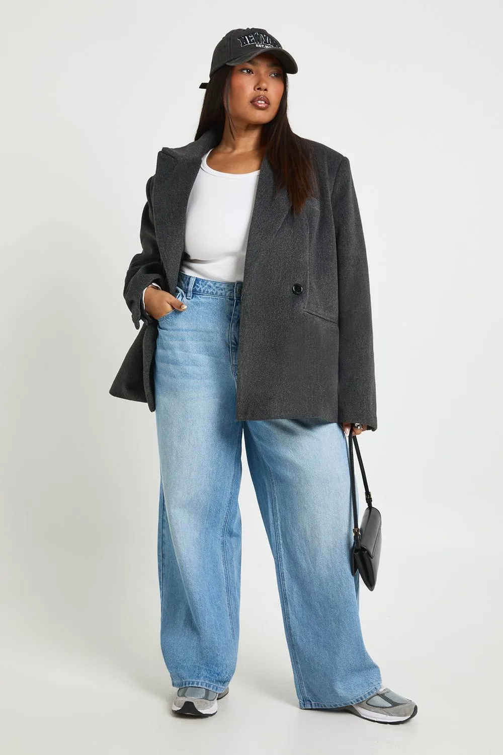 Mid Waist Loose Fit Skater Jean