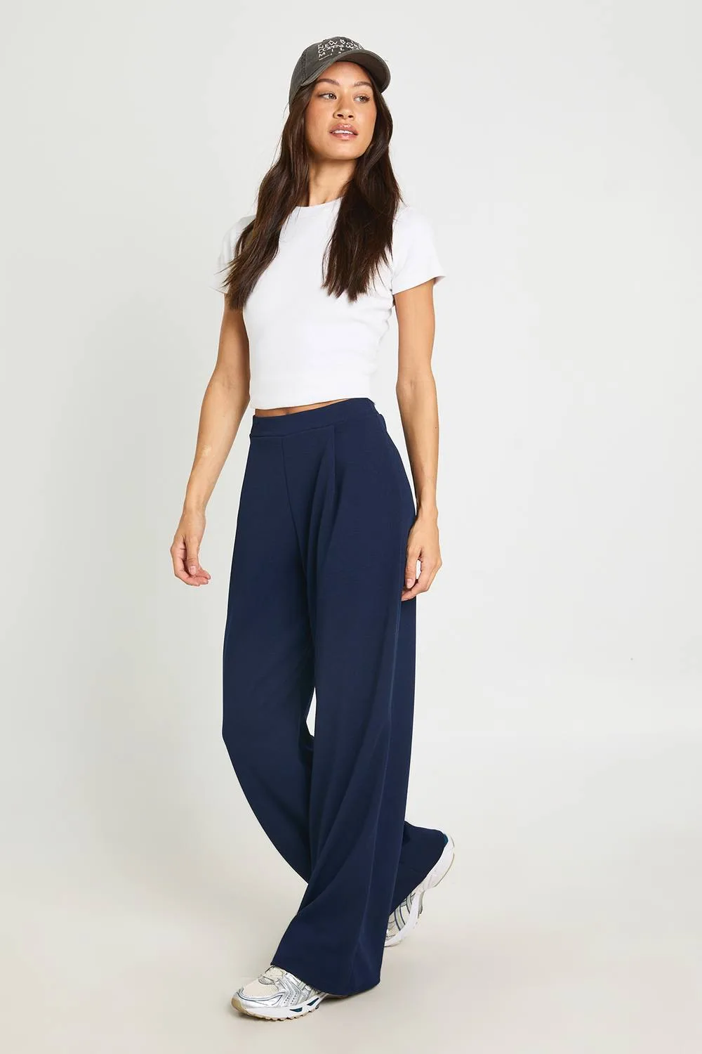 Basics Wide Leg Trousers - Polyurethane by boohoo