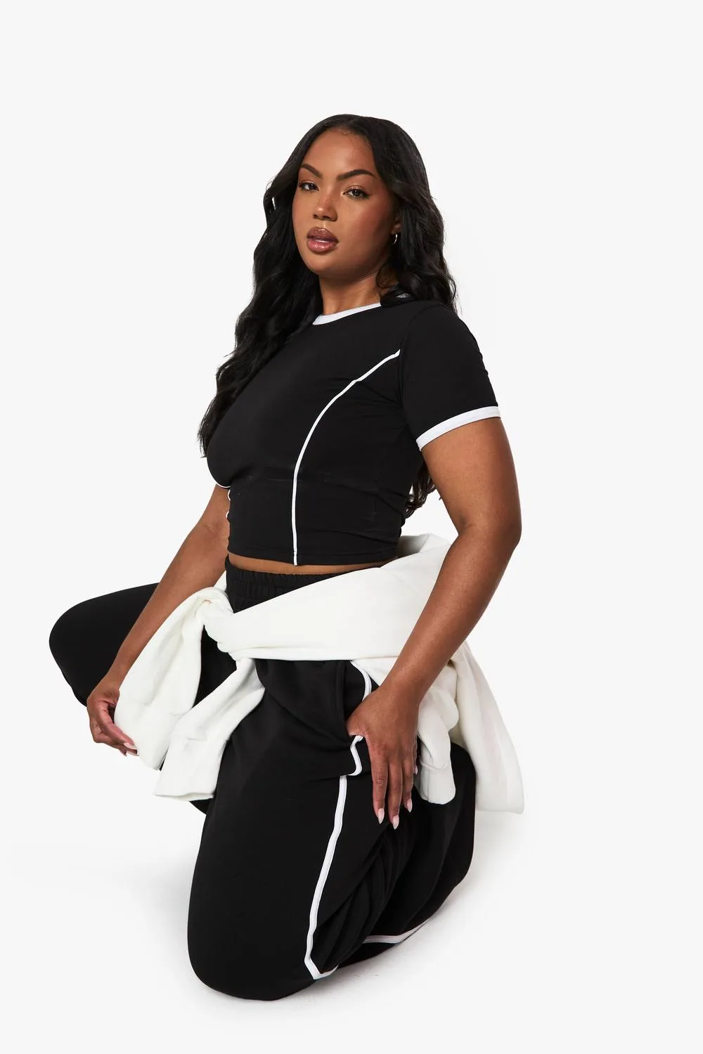 Piping Detail T-Shirt & Straight Leg Jogger Set - Cotton/Polyurethane by boohoo