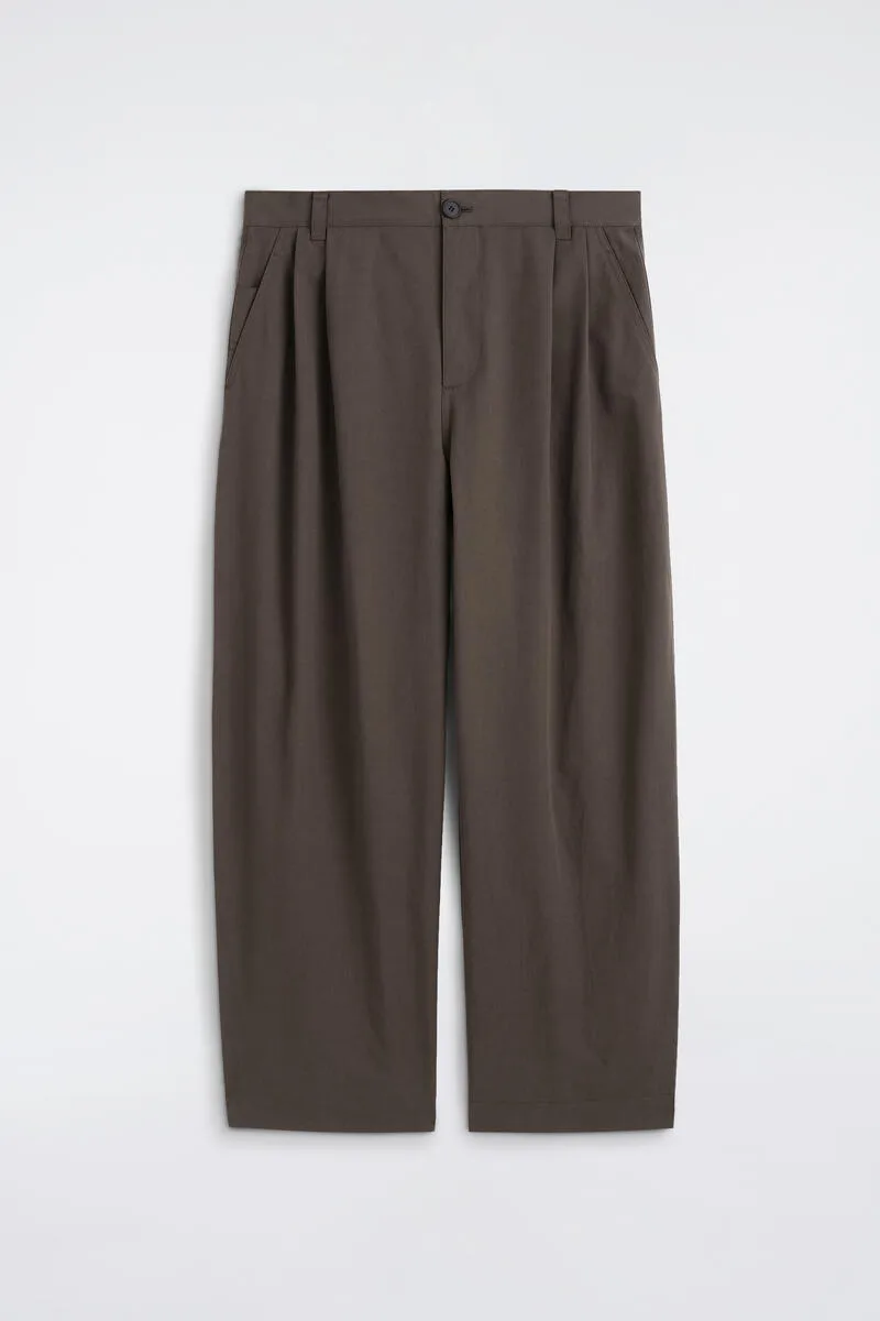 Cotton Relaxed-Fit Barrel-Leg Utility Pants