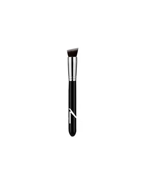 Highlight & Conceal Brush by Voodoo Makeup