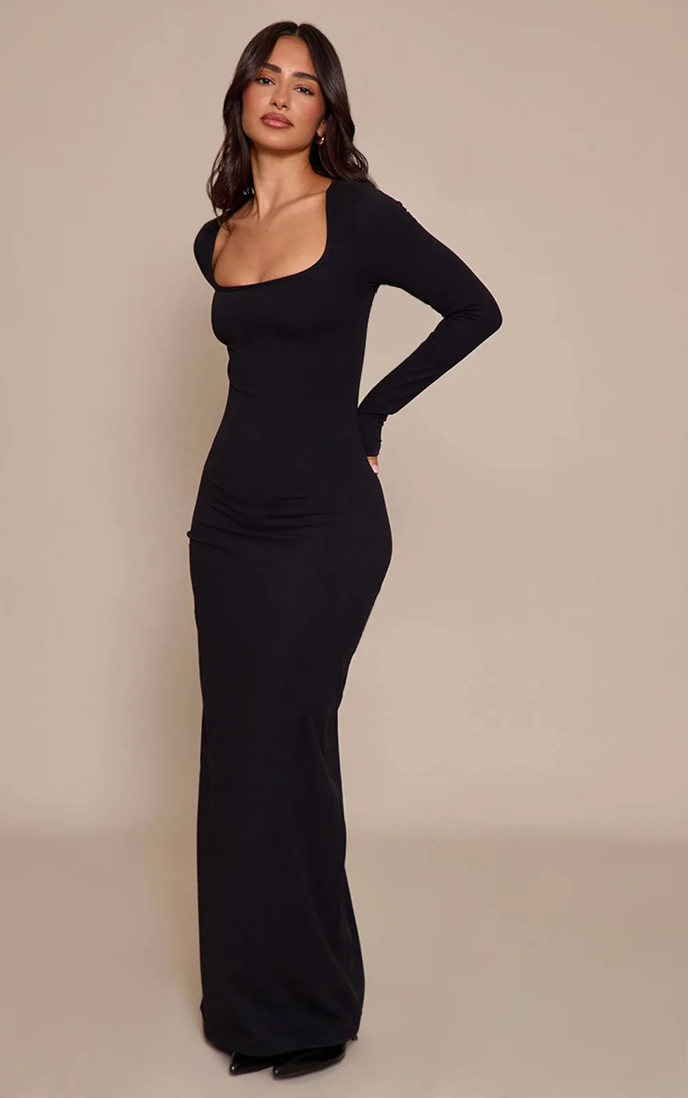 Contour Sculpt Long Sleeve Maxi Dress by PrettyLittleThing