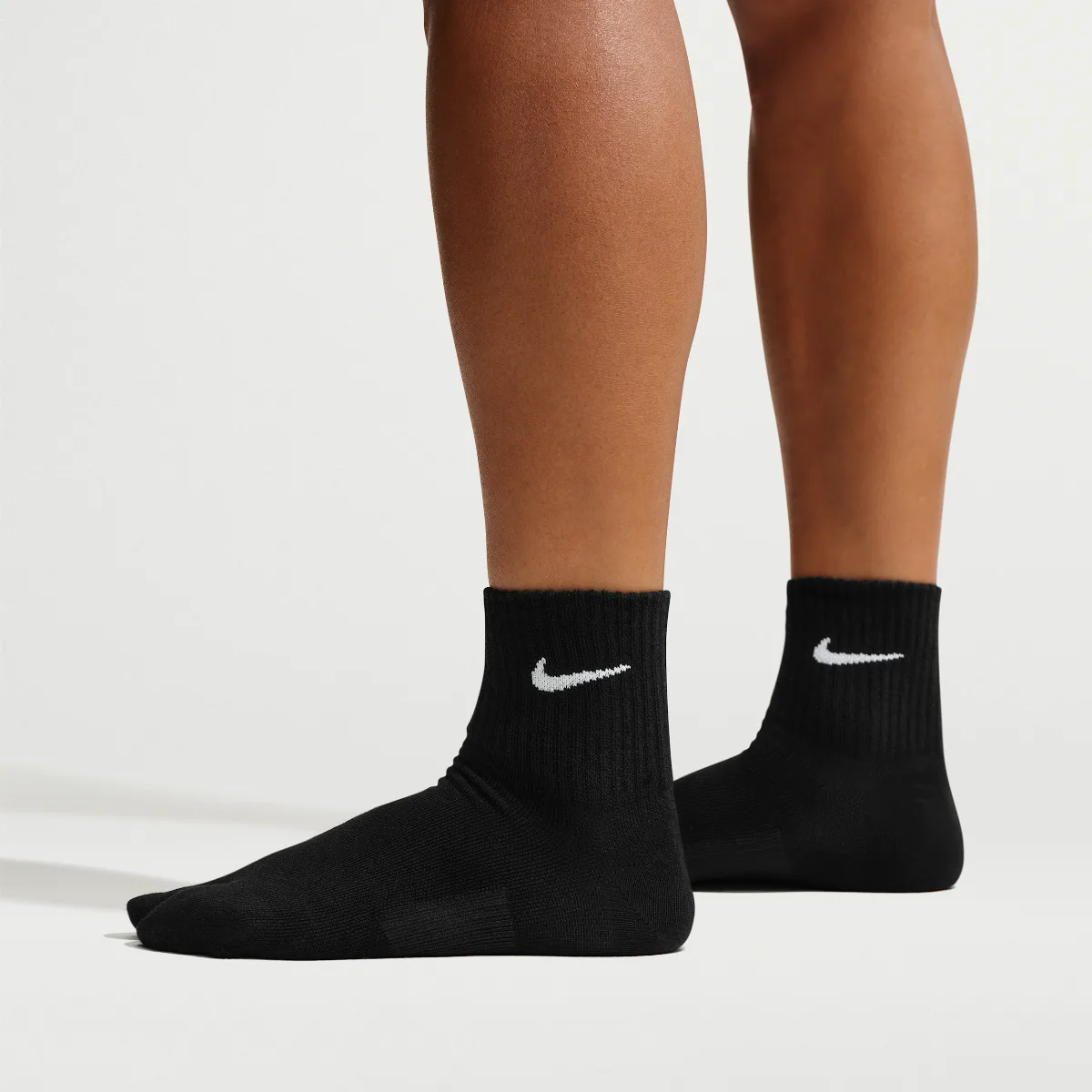 Everyday Plus Rift Lightweight Split-Toe Ankle Socks by Nike
