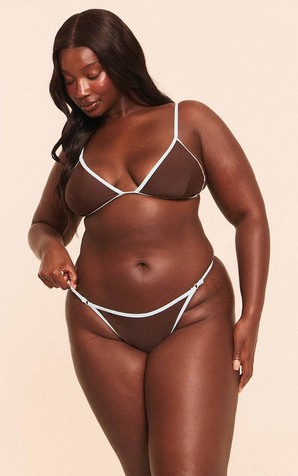 Contrast Binding String Tanga Bikini Bottom by PrettyLittleThing