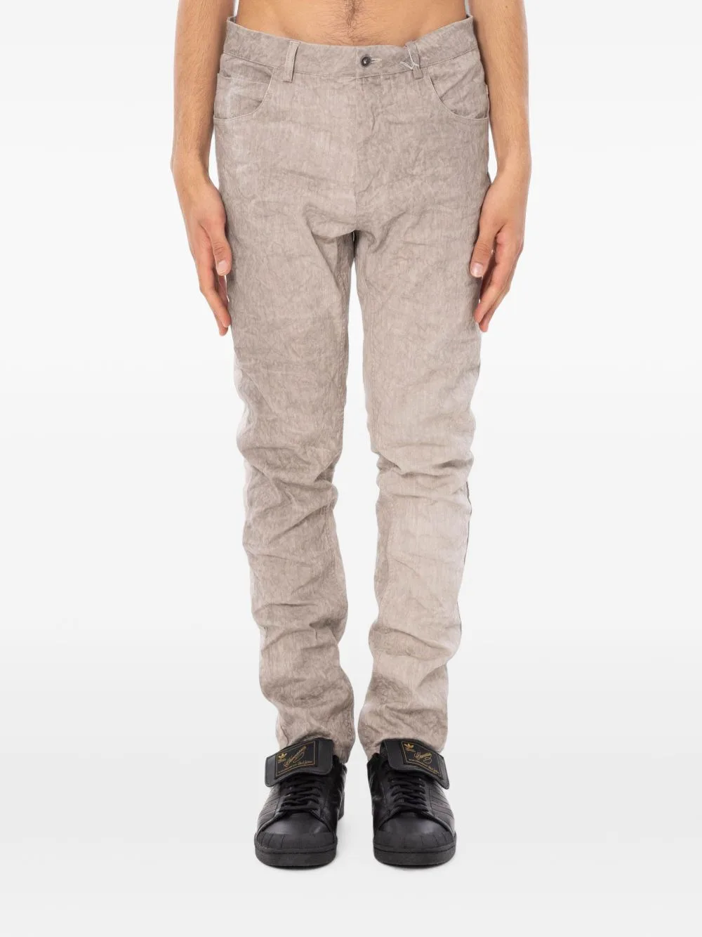 Crinkled-Effect Jeans by DAUB