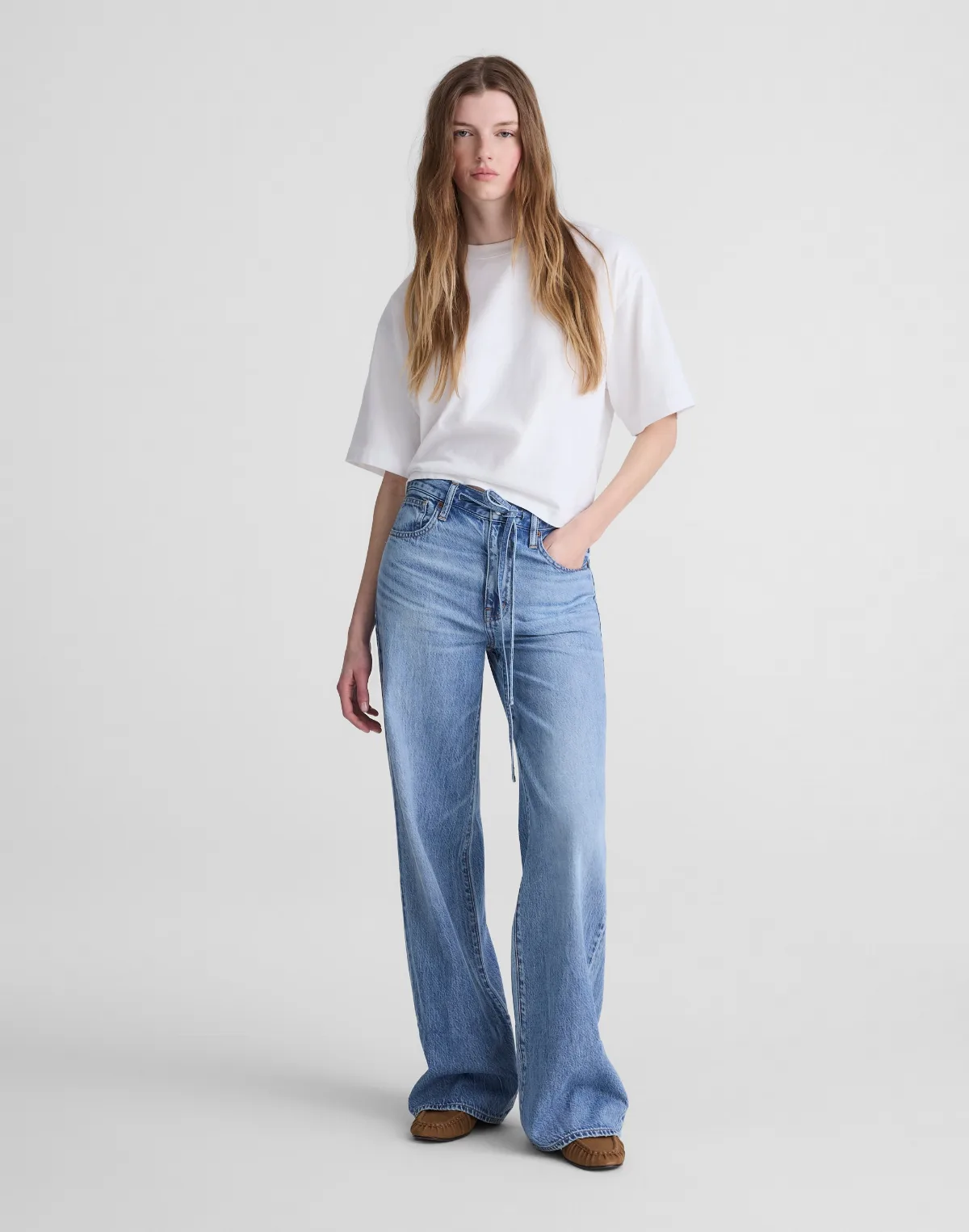 The Short Ultimate Wide-Leg Jean in Airy Denim