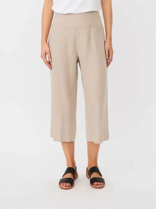Mapallas Linen Cropped Trousers by Masai Copenhagen