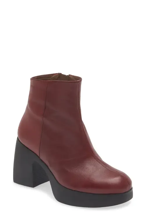Lightweight Fashion Suede Boot in Burgundy Leather by Wonders
