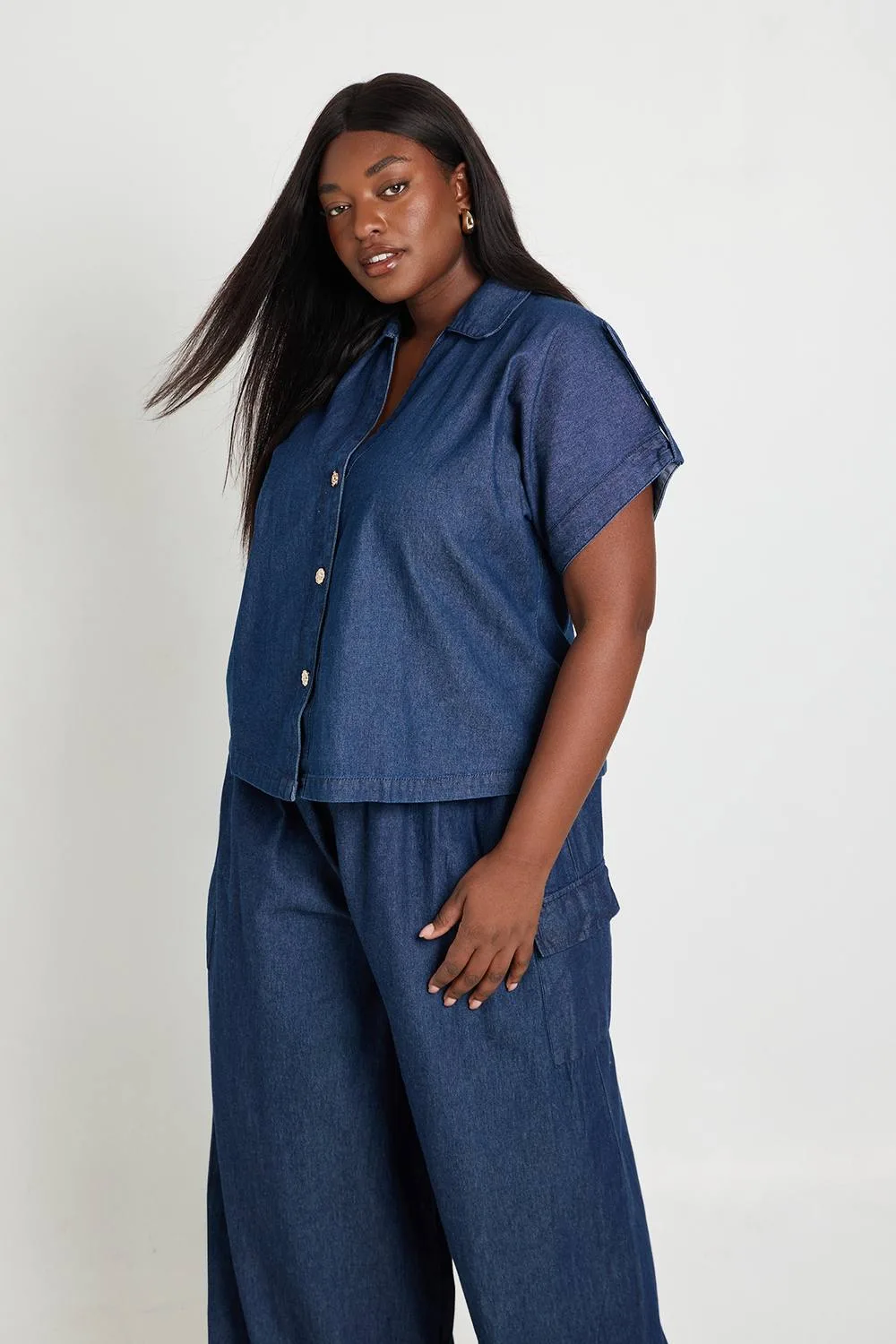Chambray Short Sleeve Button Down Shirt - Denim by boohoo
