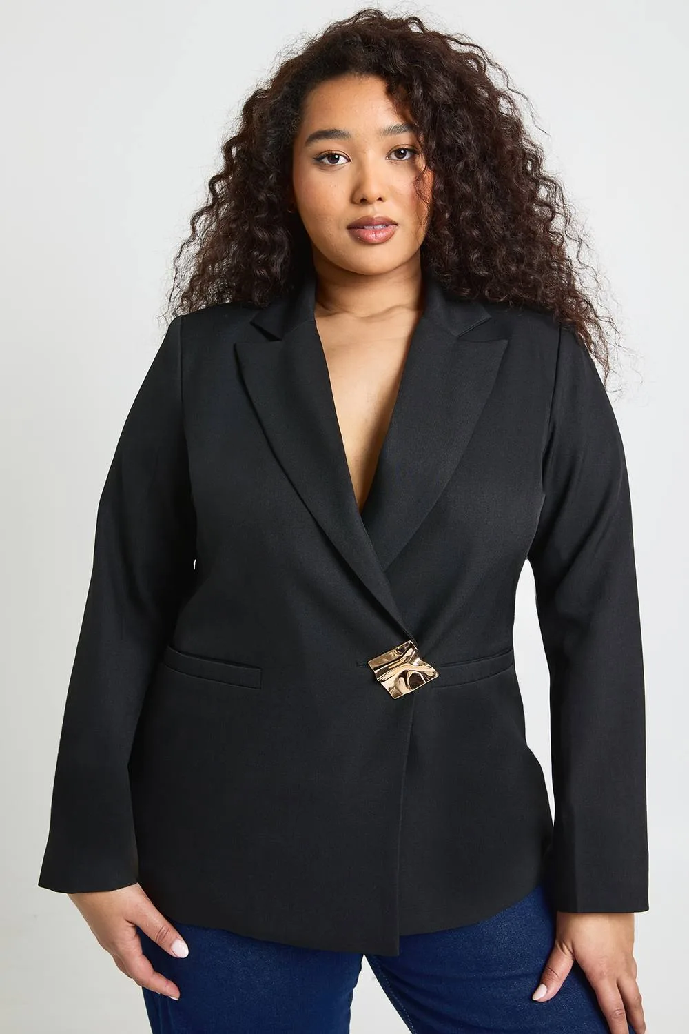 Gold Trim Single Breasted Blazer - Woven by boohoo