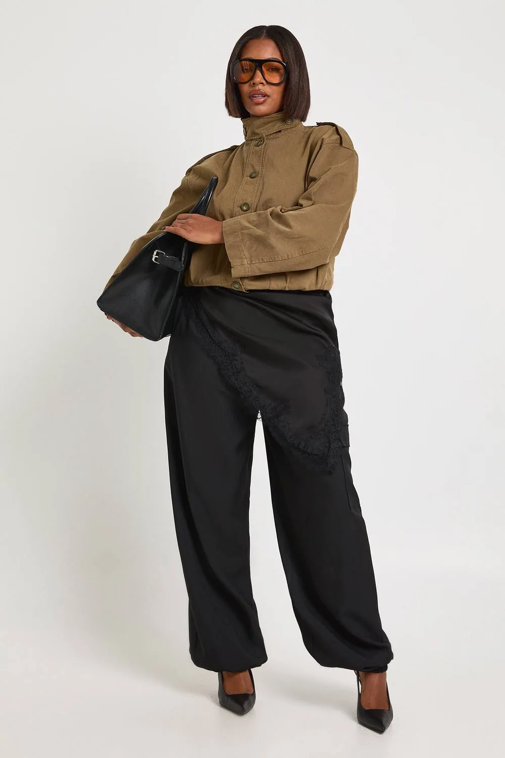 Elasticated Cuff Cargo Trouser by boohoo