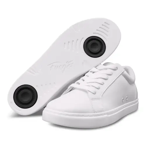 Low-Top Sneaker by Fuego