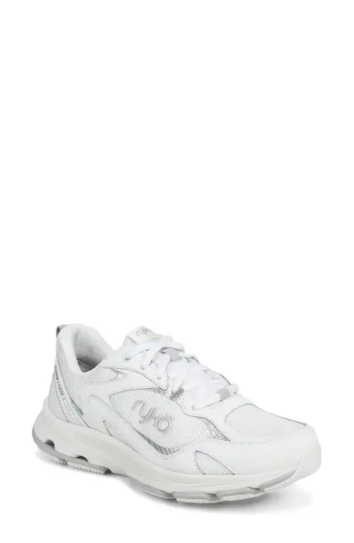 Devotion x Walking Sneaker by Rykä