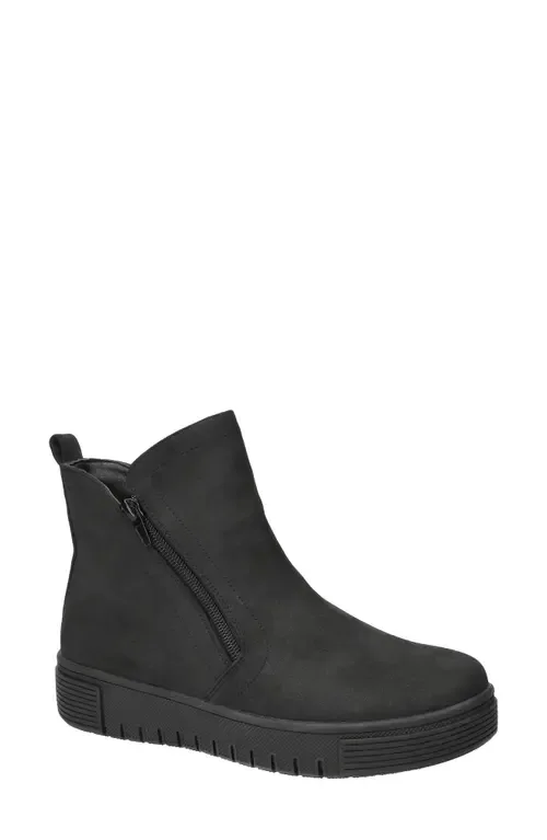 Oaklee Bootie by Bella Vita