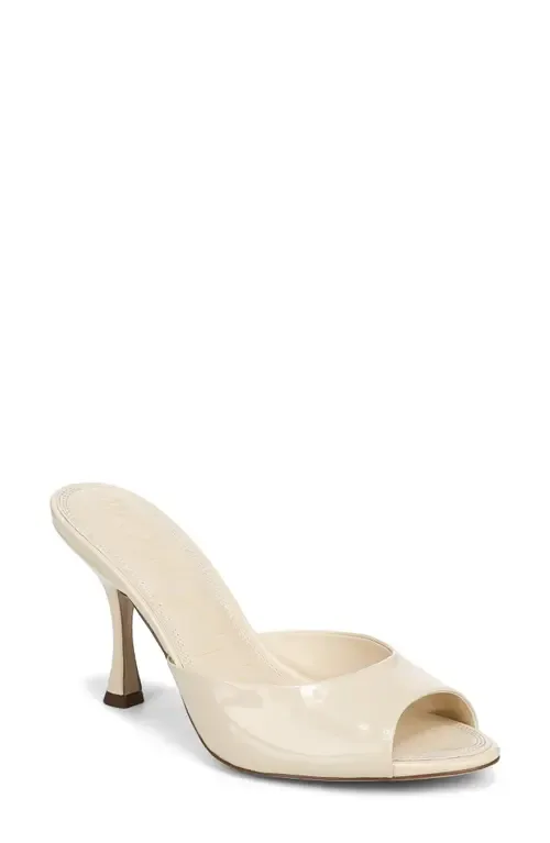 Jeanie Slide Sandal in Light Sand Embossed