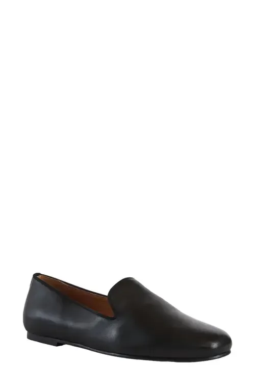 Sara Loafer in Suede