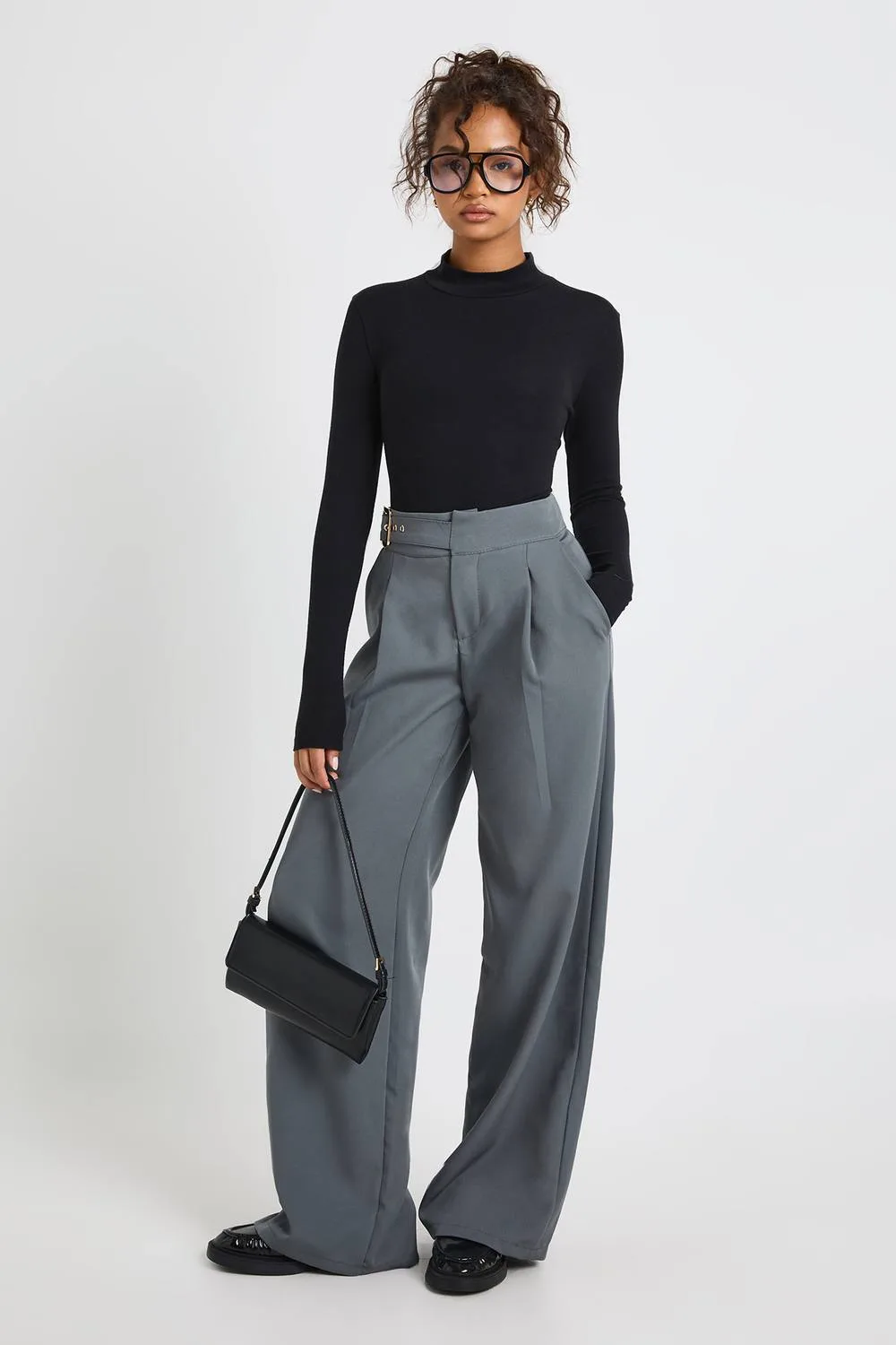 Low Rise Belted Straight Leg Trousers by boohoo