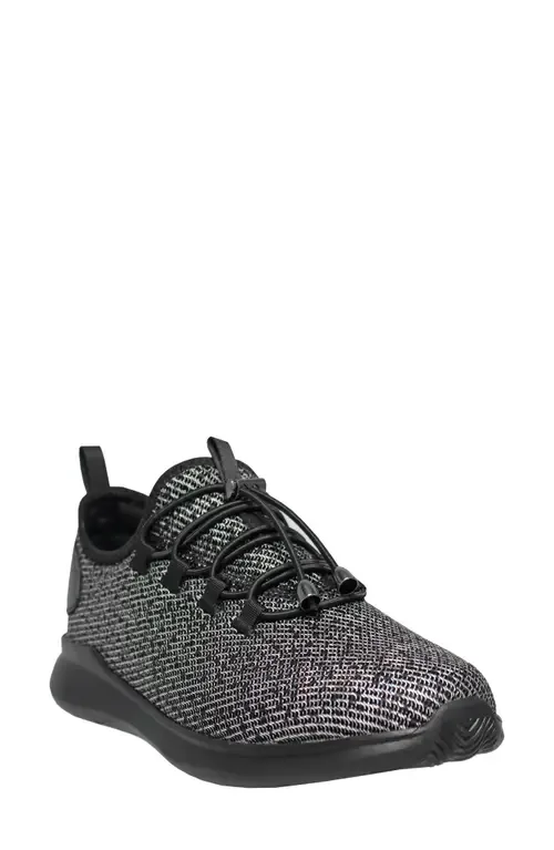 Travelbound Sneaker