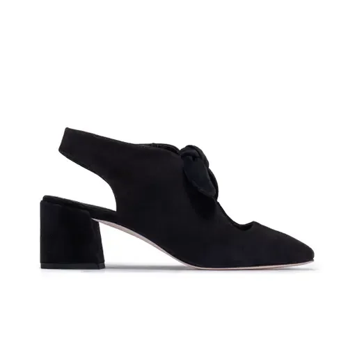 Angelina Pump by Bernardo Footwear