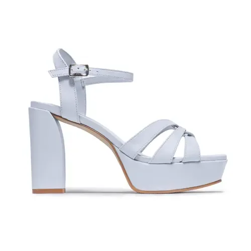 Vittoria Platform Sandal by Bernardo Footwear