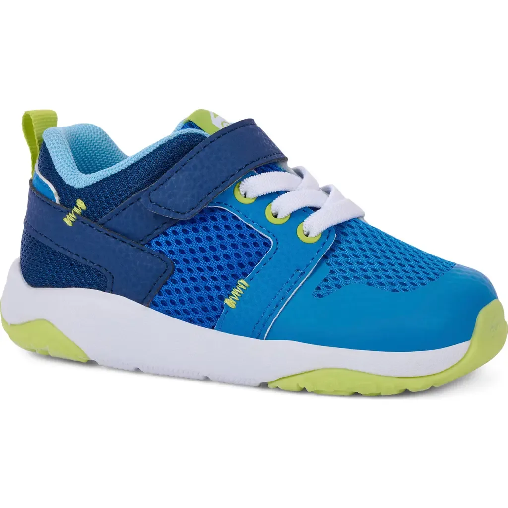 Viento Sneaker by See Kai Run
