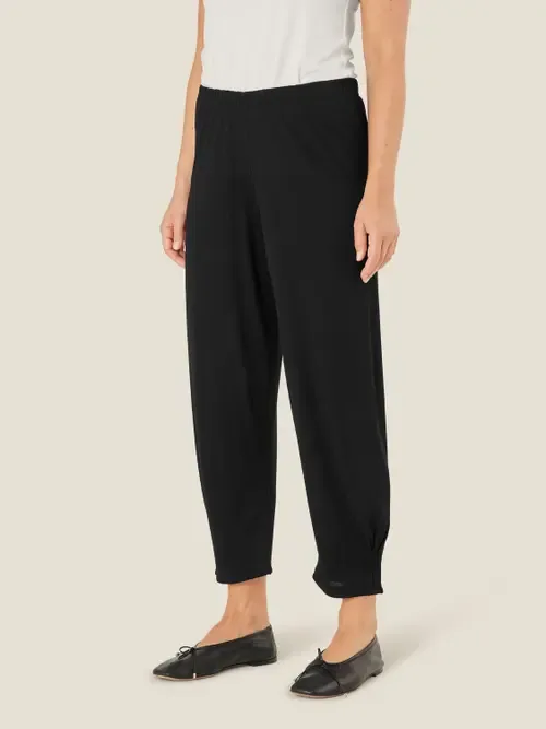MaPatti Pleated Loose Fit Pants by Masai Copenhagen