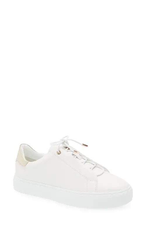 Nathaly Platform Sneaker by Regarde Le Ciel