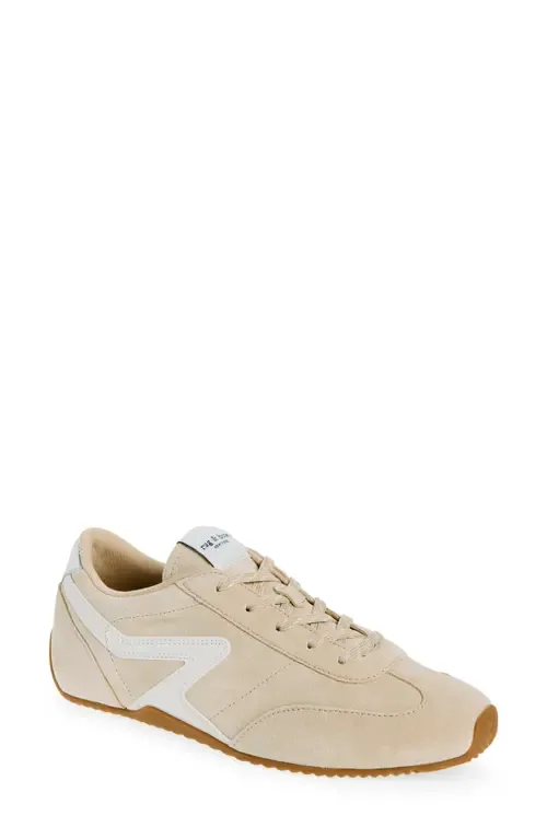 Retro Runner Slim Ultra Sneaker in Macadamia Suede