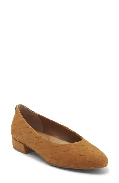 Awilla Embossed Flat by Gentle Souls