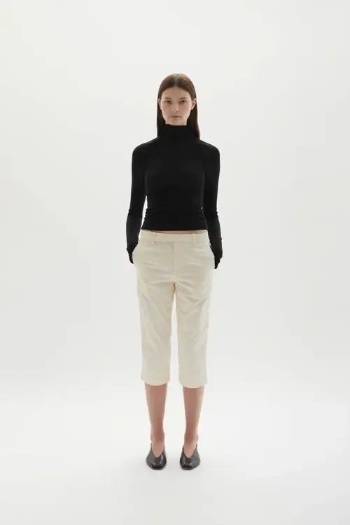 Sara Capri Pants by JOAEN